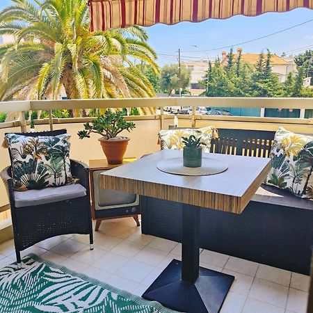 Bel Appartement A 50M De La Plage, 2 Pieces Climatisees, Parking Prive Антіб Екстер'єр фото
